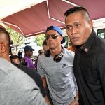 Ronaldo tới Singapore thăm người bạn tỷ phú Peter Lim