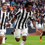 Juventus thắng ngược đội mới thăng hạng, Napoli hụt bước