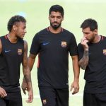 Neymar nghe lời Messi và Suarez, từ chối PSG
