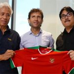 Cựu danh thủ Barca và Real thay thế Riedl, dẫn dắt Indonesia