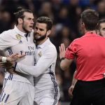 Bale nhận thẻ đỏ trực tiếp do đánh nguội đối thủ