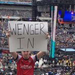 CĐV Arsenal trên thế giới chia rẽ vì Wenger