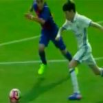 Con trai Zidane ghi bàn vào lưới Barca