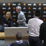 Cuộc họp báo kéo dài 6 giây của Mourinho