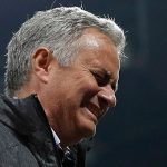 Mourinho: 'Man Utd chịu đựng đến phút cuối cùng'