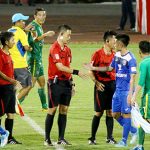 Cựu tuyển thủ Việt Nam bị treo giò năm trận vì xúc phạm trọng tài