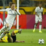 Real Madrid nhận tin dữ từ Luka Modric