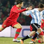 Truyền thông châu Âu: 'Messi đang dạy Ronaldo cách thi đấu ở các giải lớn'