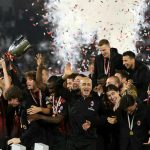 Milan đánh bại Juventus, đoạt danh hiệu đầu tiên sau 5 năm