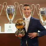 Ronaldo: 'Nếu chơi cùng đội, tôi sẽ đoạt nhiều Quả Bóng Vàng hơn Messi'