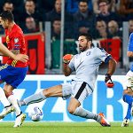 Buffon mắc sai lầm, Tây Ban Nha vẫn không thể thắng Italy