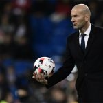 Zidane san bằng kỷ lục bất bại trên sân đối phương của Mourinho