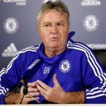 Hiddink: 'Tôi không nên đến Chelsea'