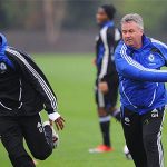Mikel bật mí về sự hồi sinh của Chelsea với Hiddink