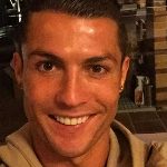 Ronaldo trấn an CĐV về tình trạng sức khỏe