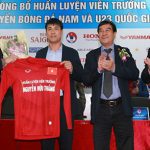 HLV Hữu Thắng: 'Tuyển Việt Nam sẽ chơi bóng ngắn'