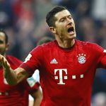 Bayern 3-0 Schalke: Ngôi vương trong túi