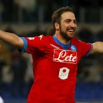 Higuain lập công, Napoli tiếp tục trên đỉnh Serie A