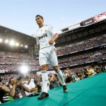 Số tiền Real bỏ ra chiêu mộ Ronaldo nhiều hơn Bale