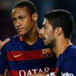 Suarez bức xúc vì bị Neymar phớt lờ trong pha Messi ghi bàn