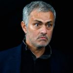 Mourinho mắng trọng tài 'yếu đuối, ngây thơ'