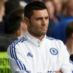 Chelsea ký hợp đồng cựu thủ môn tuyển Italy