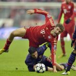Thierry Henry: 'Arsenal phải chủ động tấn công Bayern'